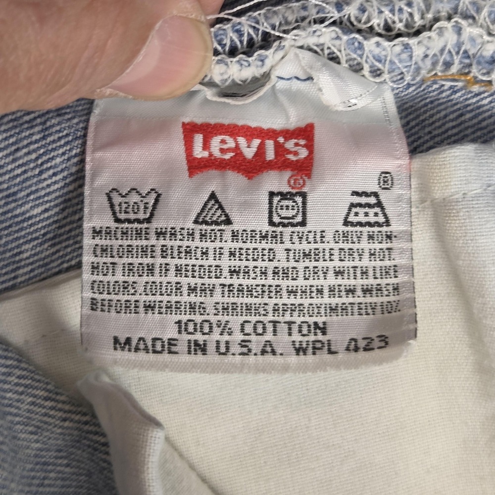 Vintage Levis 501 Jeans Mens Blue Straight Button Fly Made In USA Fits 30x26 - Picture 10 of 16